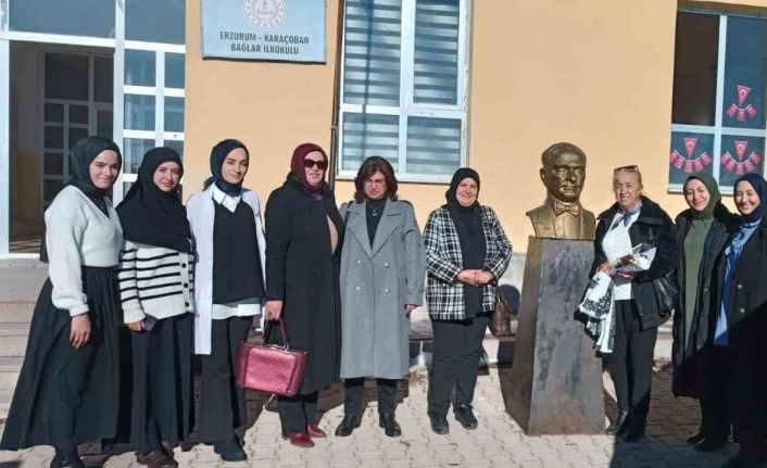 Türk Anneler Derneği’nden Karaçoban’da öğrenci ve annelerine kış desteği