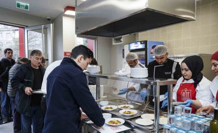 Üsküdar Belediyesi’nin ikinci “Kent Lokantası” Burhaniye’de hizmet vermeye başladı