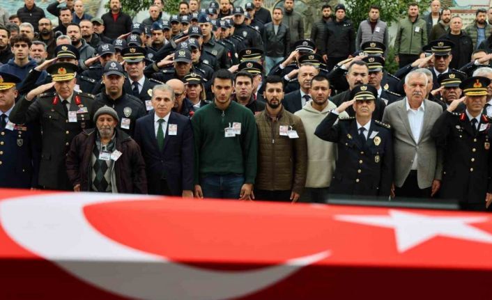 Uzman çavuşun çarpıp şehit ettiği polis memuru son yolculuğuna uğurlandı