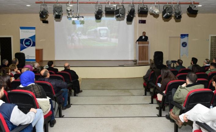 Van YYÜ’de raylı sistem semineri