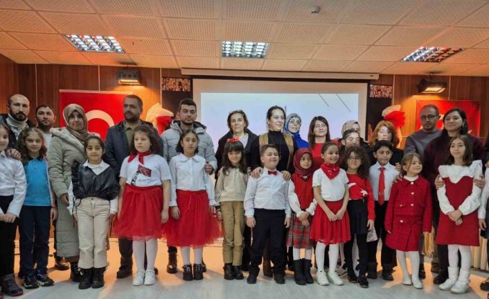 Yakutiye’de İstiklâl Marşı’nı güzel okuma şiir yarışması düzenlendi