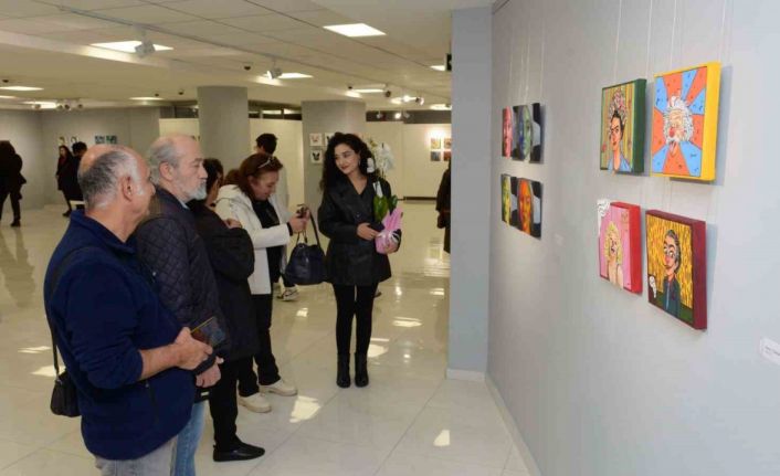 Yenişehir Belediyesi ’Minipaint-3’ sergisini açtı