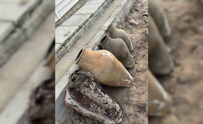 Yol çalışmasında yakın tarihe ait küp bulundu