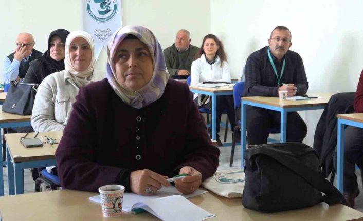 3. Yaş Üniversitesi ile Rizeliler eğitim hayallerini gerçekleştiriyor