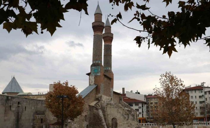 7 asırlık ihtişamlı medrese restore edilecek