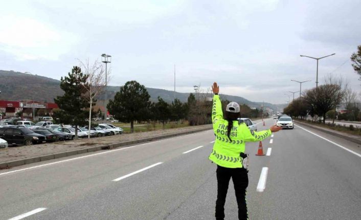 Abart egzoz kullanan sürücülere uyarı