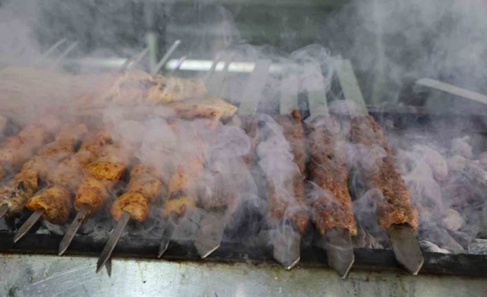 Adanalı kebapçı çapraz bulaşa karşı uyardı