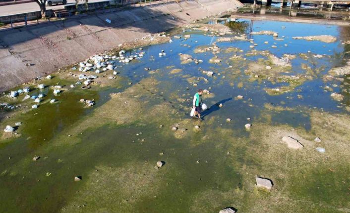 ’Adana’nın Venedik’i, Ganj Nehri’ne döndü