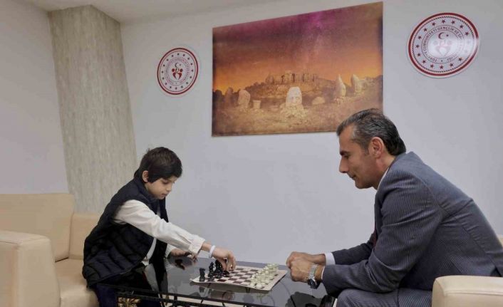 Adıyamanlı santranç sporcusu milli takıma seçildi