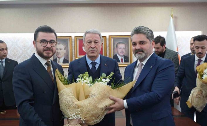 AK Parti Kayseri’de bayrak değişimi