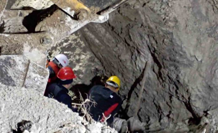 Amasya’daki göçükte hayatını kaybeden 2 kişinin cenazeleri çıkarıldı