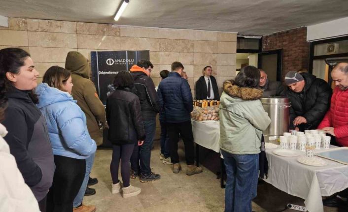 Anadolu Üniversitesi’nden öğrencilere sıcak destek