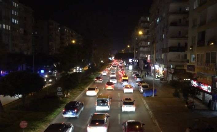 Antalya’da motosikletli polis timi ile otomobil çarpıştı: 1 polis yaralandı