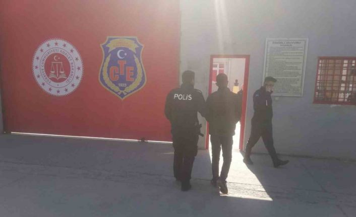 Arsuz’da bıçakla yaralama olayının şüphelisi tutuklandı