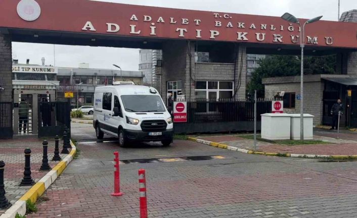 Bağcılar’da öldürülen 12 yaşındaki kızın cenazesi Adli Tıp Kurumu’ndan alındı