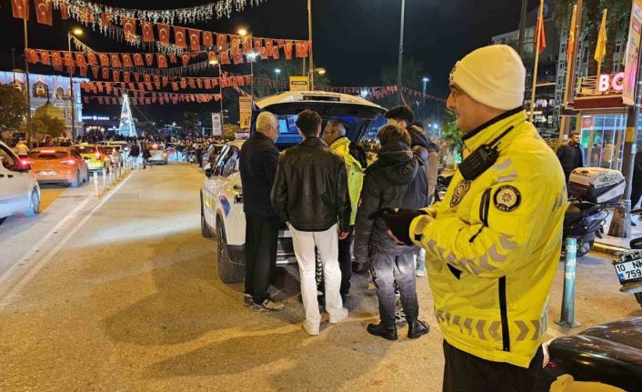 Balıkesir’in ilk trafik cezası ehliyetsiz sürücüye kesildi