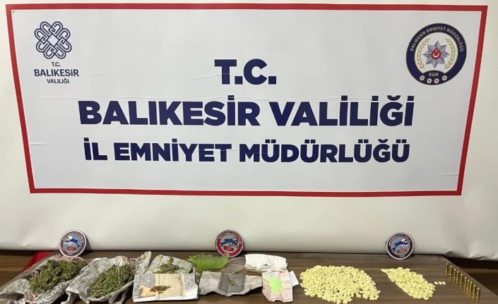 Bandırma’da uyuşturucu operasyonu: 895 adet uyuştucu hap ele geçirildi