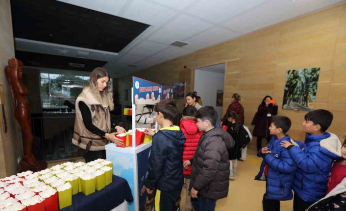 Başkan Aras’tan öğrencilere ‘Karne’ hediyesi