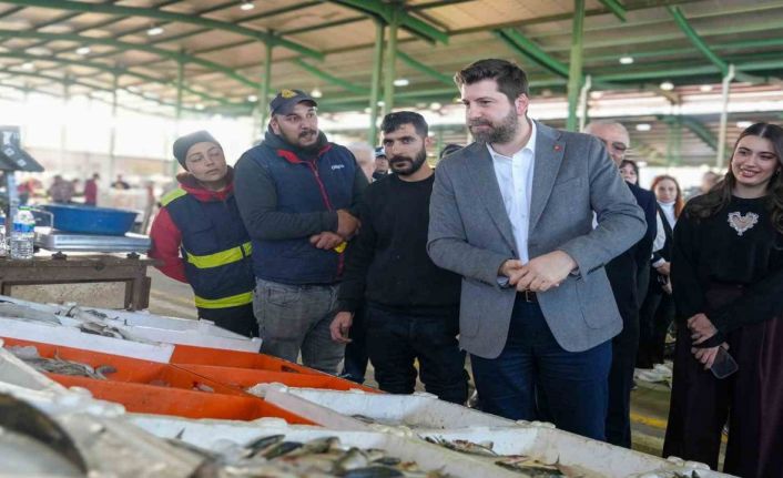 Başkan Boltaç, Kırklarsırtı Pazarında esnaf ve vatandaşlarla buluştu