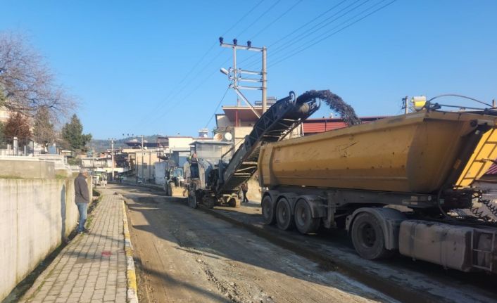 Başkan Çerçioğlu Söke’nin yollarını yeniliyor