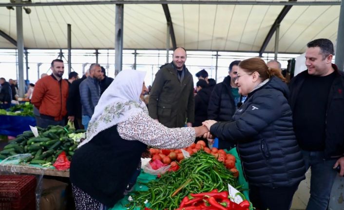 Başkan Gençay, vatandaşlarla bir araya geldi