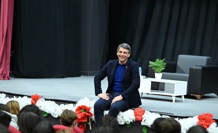 Başkan Kocaman’dan gençlere: "Sizlerin hayalleriniz bizim yol haritamız"