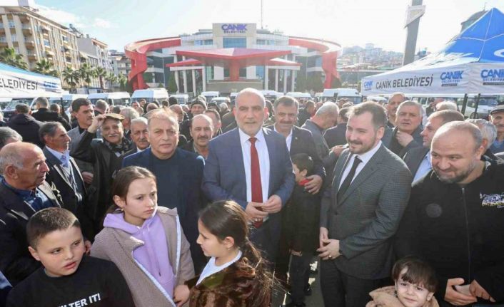 Başkan Sandıkçı: "Cumhurbaşkanımızın liderliğinde Canik’i geleceğe taşıyoruz"