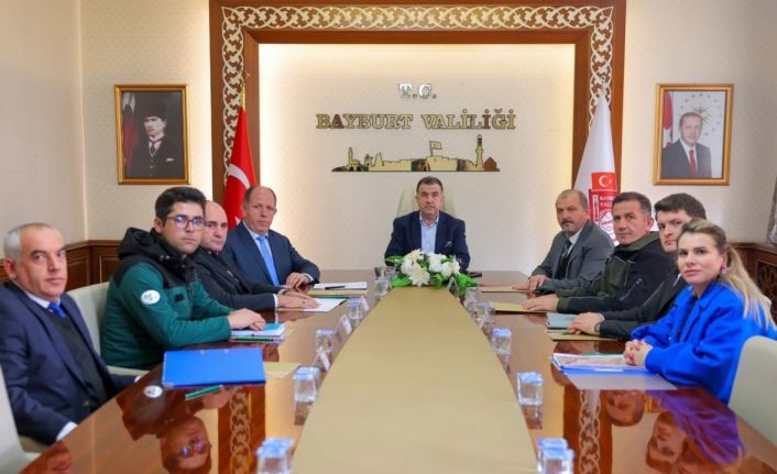 Bayburt’ta tıbbi aromatik bitkilerin üretimine yönelik çalışmalar değerlendirildi