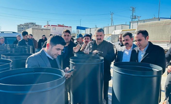 Besni’de üreticilere yüzde 70 hibeli tarım makineleri dağıtıldı