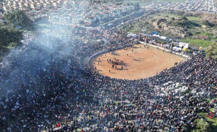 Binlerce güreş sever Pamucak Arena’da buluştu