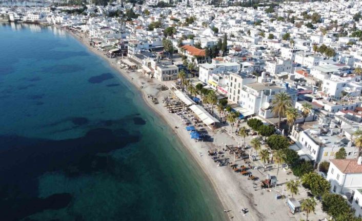 Bodrum’da yeni yılın ilk günü deniz keyfi