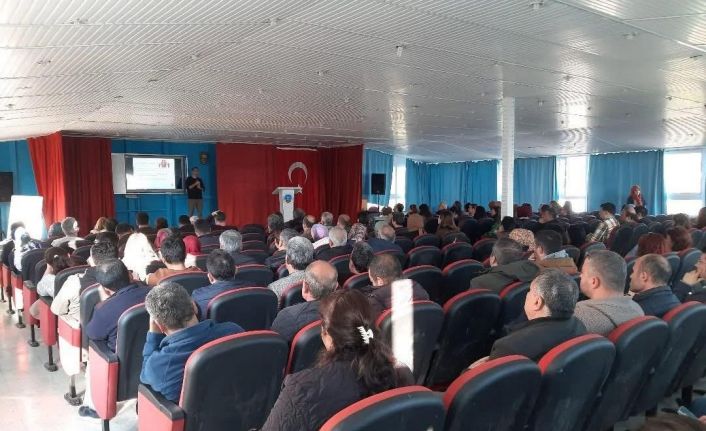 Bozyazı’da ’Bağımlılıkla Mücadele Semineri’ düzenledi