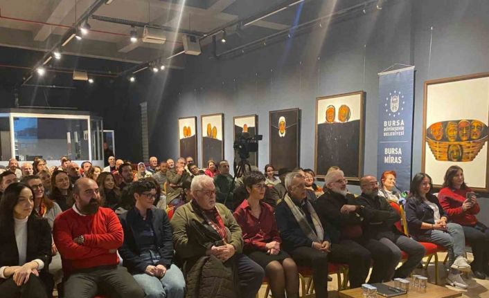 Bursa Bellek kent söyleşilerinin ilk konuğu Ezel Akay oldu