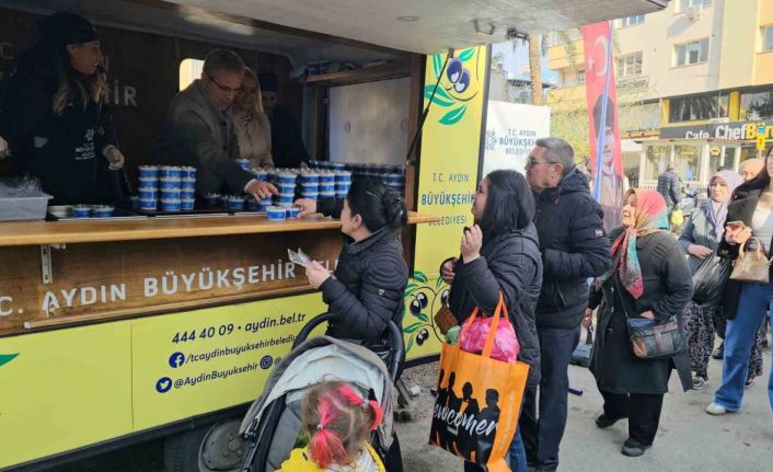 Büyükşehirden Nazillili vatandaşlara ’Kandil Helvası’ ikramı