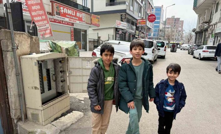 Dicle Elektrik’in açık bırakılan trafoları tehlike saçıyor