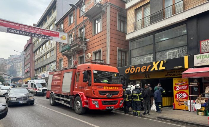 Dönercide fritözden çıkan yangın korkuttu