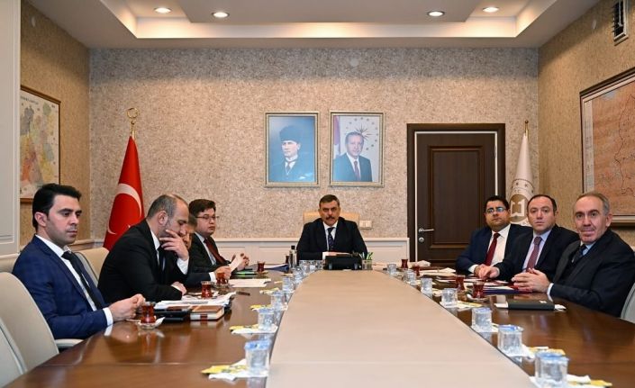Eğitim yatırımları masaya yatırıldı