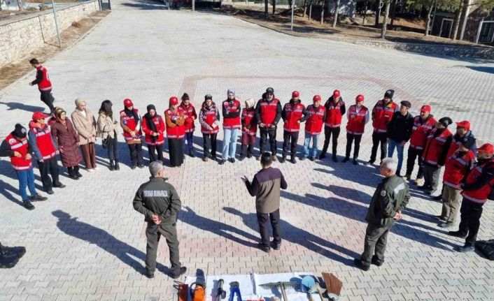 Elazığ’da orman ve kırsal alan yangınlarına müdahale eğitimi
