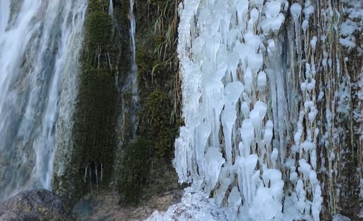 Erzincan 2025 yılının ilk günlerinde buz kesti