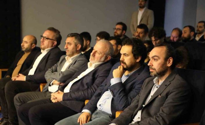 Esenler Medya Akademisi’nde mezuniyet heyecanı