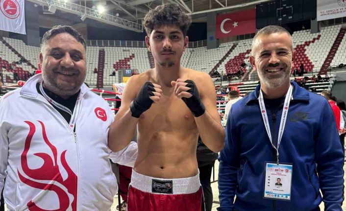 Fethiyeli sporcu Kick Boks’ta Türkiye üçüncüsü oldu