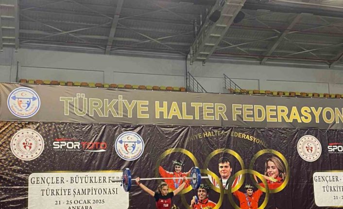 Gençler ve Büyükler Ferdi Türkiye Halter Şampiyonası başladı