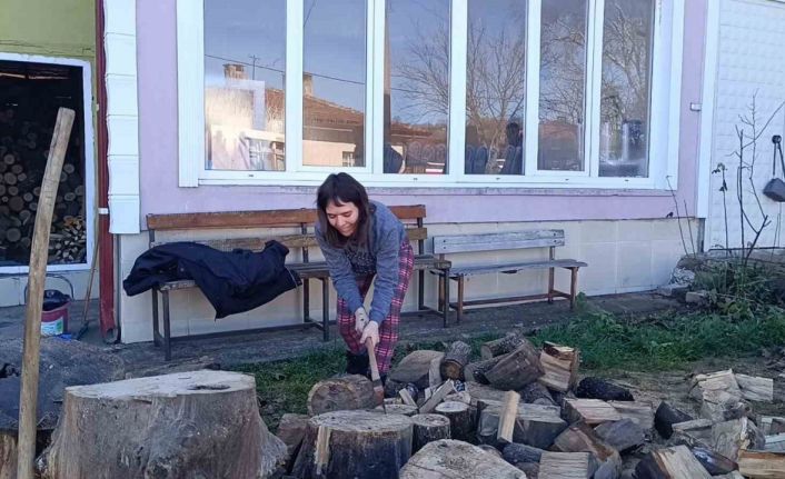 Gençlik Merkezi gönüllüleri gönülleri fethetmeye devam ediyor