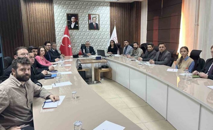 Hakkari’de yapılan ve planlanan sağlık hizmetleri değerlendirildi