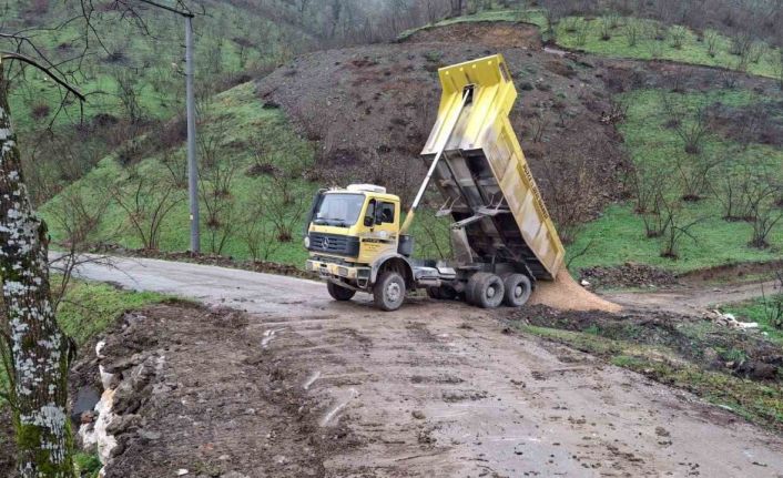 Heyelan bölgesinde anında çalışma