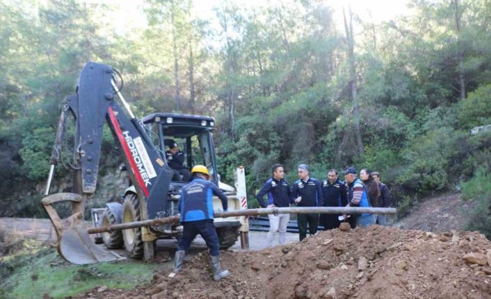 İkizköy’de içme suyu hatları yenileniyor