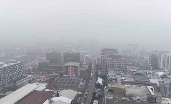İstanbul’da yoğun sis kartpostallık kareler oluşturdu