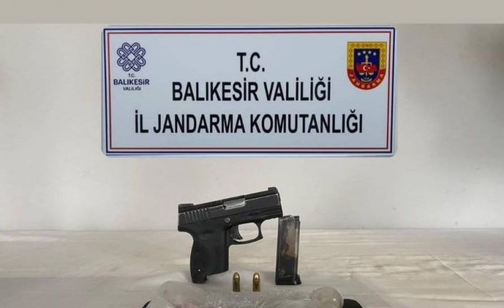 Jandarma suçlulara göz açtırmıyor