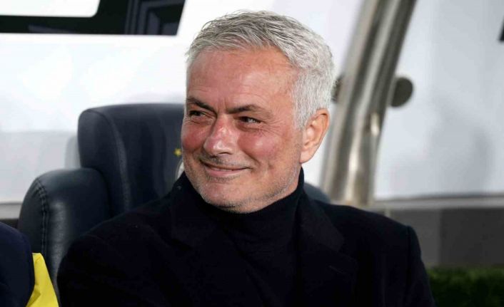 Jose Mourinho’dan Lyon maçında 5 değişiklik