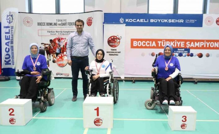 Kağıtspor’dan şampiyonluklarla dolu bir yıl